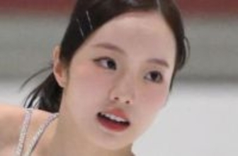 「永遠に見ていられる…」本田真凜が宇野昌磨と〝手を取り合う〟優雅ショット「姫と王子」「空気感がとっても素敵」