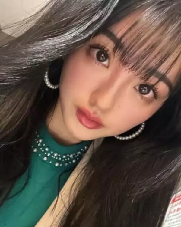 「あとが残らないことを…」手の甲がどす黒く…人気新喜劇女優の小寺真理〝痛々しい〟写真に「結構ひどい」「痛そう」の声