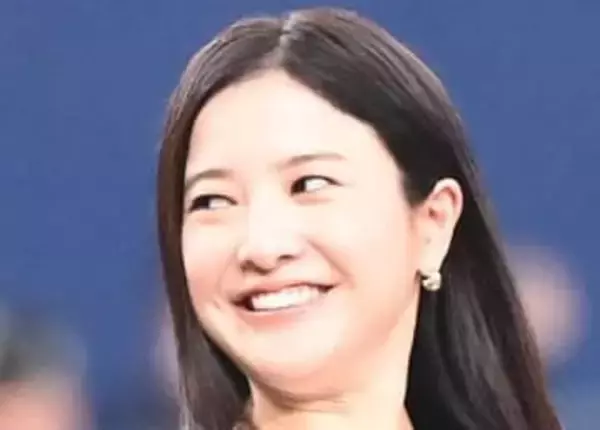 「コレ地球なんだけどさ」吉高由里子の〝謎の黒い線〟投稿に「地球の傷??」「神秘的すぎる」