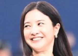 「コレ地球なんだけどさ」吉高由里子の〝謎の黒い線〟投稿に「地球の傷??」「神秘的すぎる」