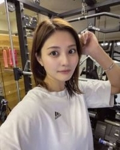 〝新世代のくびれ女王〟30歳林ゆめ〝攻めたグラビア〟に「ヤバいっす」「大胆でドキドキ」と反響続々