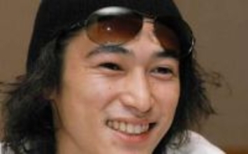 「え?三兄弟だったの!?」「初めて知った…」窪塚洋介の末弟歌手も登場！〝激レア3ショット〟に「兄弟そっくりすぎ」「わぁー!最高!」反響続々