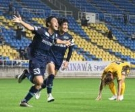 J1アビスパ福岡が17歳のFW前田陽輝と契約更新　数々の〝クラブ最年少記録〟を塗り替えたホープ