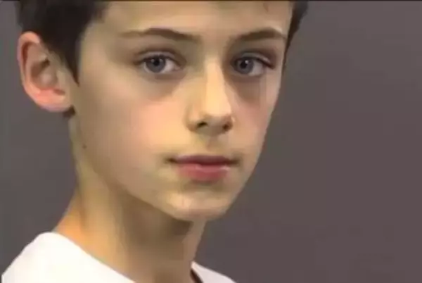 12歳で〝世界一のイケメン〟と称されたモデル⇒10年後衝撃の〝青年姿〟に「まじかよ」「不安よぎったけど…」反響続々