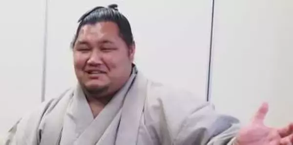 引退から4年…すっきり激変！〝男前〟元松鳳山に反響「噺家か、講談師」「いい感じのお兄さんに」