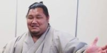 引退から4年…すっきり激変！〝男前〟元松鳳山に反響「噺家か、講談師」「いい感じのお兄さんに」