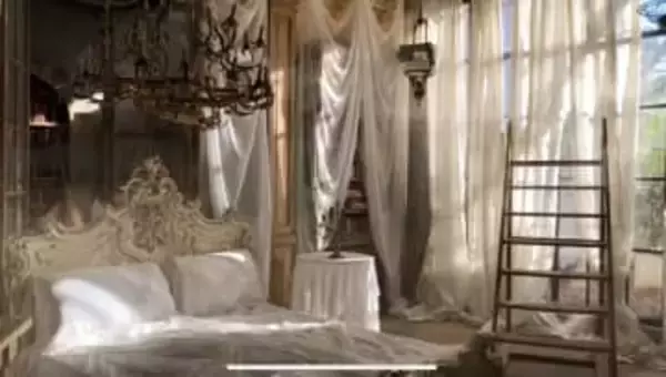 「相応の金額請求するべき」ゴミ散乱＆備品破損…撮影スタジオ〝非常識利用客〟に怒りの声「どうしたらこんな惨状に」「完全にマナー違反」