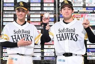 6戦ぶりスタメンの2年目野手がV打＆ルーキー右腕が1球火消しのプロ初勝利　若き力でソフトバンクがオリックスに今季初のカード勝ち越し