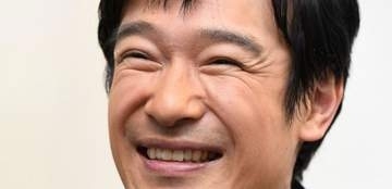 「奥様って菅野美穂さんでしたね！」電撃婚から13年…堺雅人の最新ショットに反響