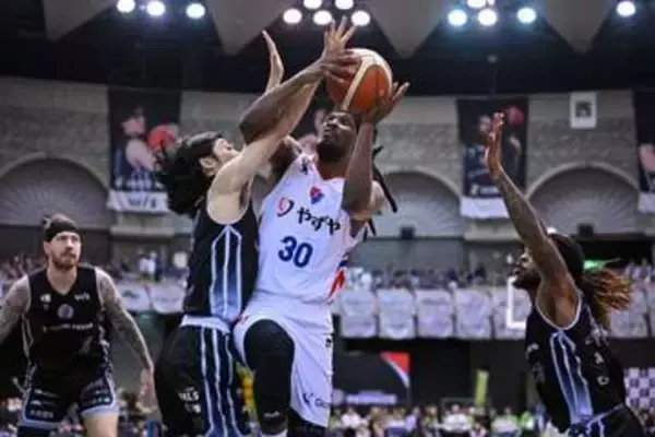 ライジングゼファー福岡が競り負けPO黄信号　奇跡の進出への条件は【Bリーグ2部】