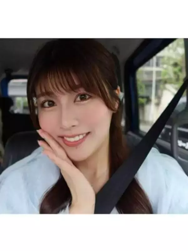 元鉄工所勤務のグラドルちとせよしの〝ノースリーブ＆ほろ酔い〟ショット「えっ！？どうなってんの」「酔ってる顔もキュート」