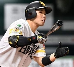 ソフトバンク近藤健介が同点適時打＆神走塁　53打点目でリーグトップの栗原陵矢と1点差
