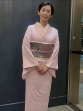 「なにこれ？めっちゃカッコイイ」連ドラ常連女優〝雰囲気ガラリ〟ショットに反響「たえさんやったら撃たれてもいい」「貞子から警官まで大変だなぁ」