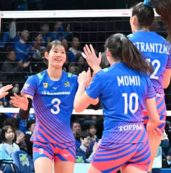 「彼女には日本のエースとして…」中田久美監督が成長を感じ取った21歳日本代表アタッカーの「4センチ」【バレーボールSVリーグ女子・SAGA久光スプリングス】