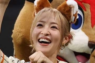 「化粧したら別人やん」41歳・大沢あかね〝ビフォーアフター〟公開に衝撃「え、、、これは加工なし?ファンデ前!?」「スッピンのままで良いと思います」