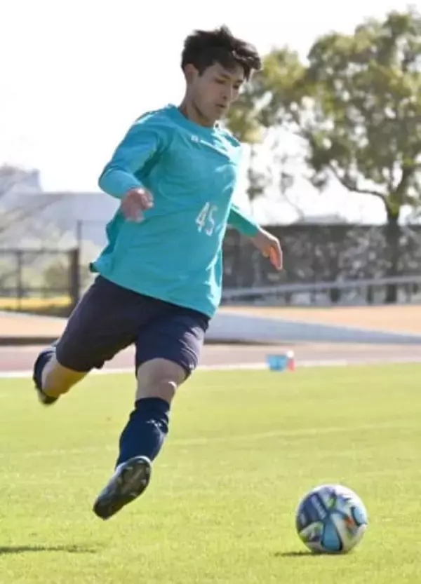 J1アビスパ福岡　来年加入の中大・北浜琉星を特別指定選手に登録　ユース出身のストライカー