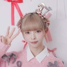 「ママずるい！！」〝長女も嫉妬〟37歳最上もが最新ショットに反響「親子でおしゃれ合戦」「自慢できるママで良かったね」