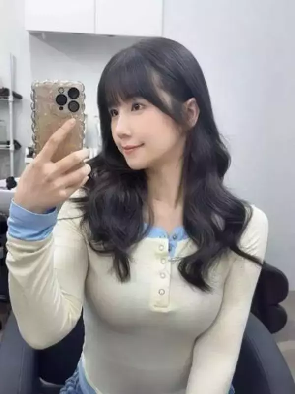 〝世界で最も美しい顔100人〟に4年連続ノミネート、道重佐保がアラフォー仲間入りショットに反響「いやどう見ても」「とても見えませんぜ​​​​​​​」