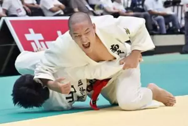 【金鷲旗高校柔道大会・男子】南筑が4回戦へ　先鋒4人抜き　全国王者の同僚から大外刈り指南