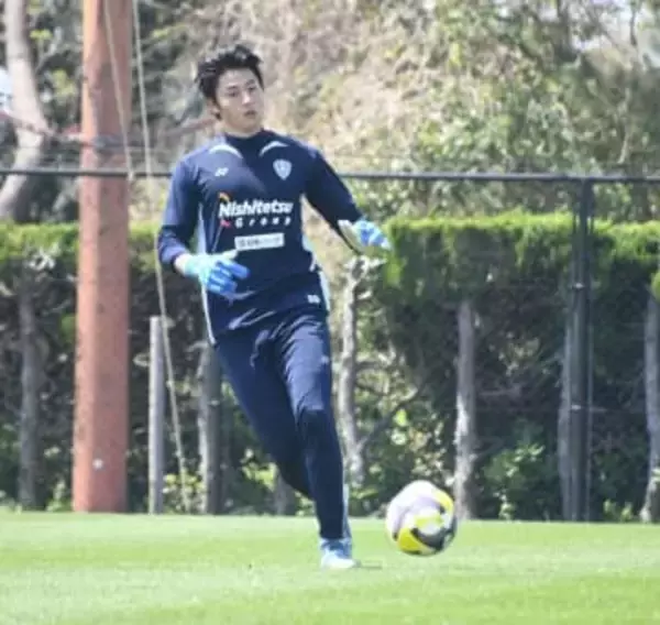 J1アビスパ福岡がGK菅沼一晃と契約更新　同学年ライバルとの競争制して守護神へ