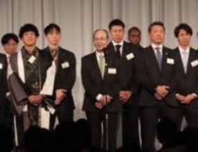 「自信を持ってマウンド、打席に立てる選手が本当に増えた」　ソフトバンク王貞治球団会長、日本一イヤーの若手の成長たたえる