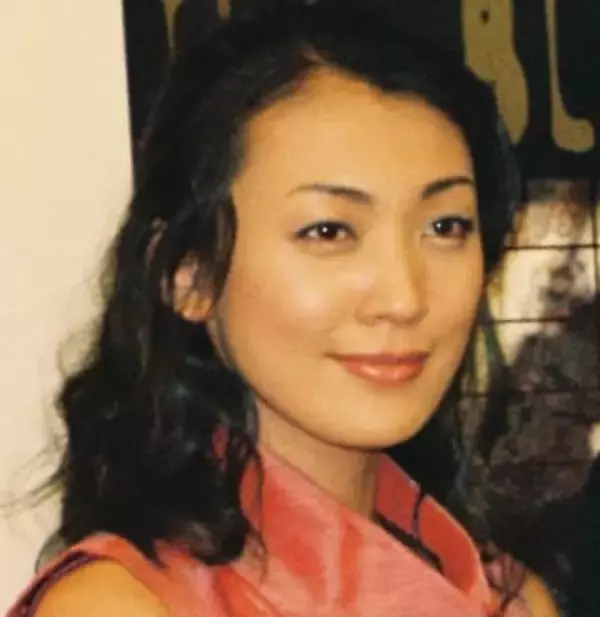 朝ドラヒロインから28年...48歳女優〝凛とした佇まい〟近影に「美しい」「田中美里の魅力にまたハマりそう」称賛の声続々！