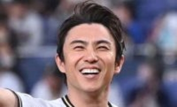 人気女優と交際4カ月で妊娠「ラヴ上等婚」から13年、頰寄せ2ショットの中尾明慶が話題「ほんとに憧れの夫婦」「やはりギャルは世界を救う」