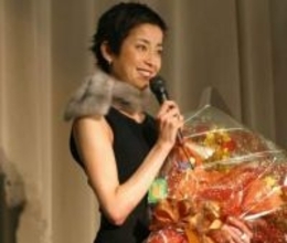 「私が知ってる宮沢りえと違う」自撮り姿の53歳・宮沢りえに「誰か分からなかった」「これが本当の無加工、すっぴん写真」驚きの声止まらず