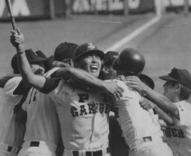 「甲子園は清原のためにあるのか！」93歳になった〝昭和のレジェンドアナ〟植草貞夫さん近影に反響「お元気そうでなにより」「ご存命でしたか！」「三代連続アナ輩出とか…」アナウンサーの孫が披露