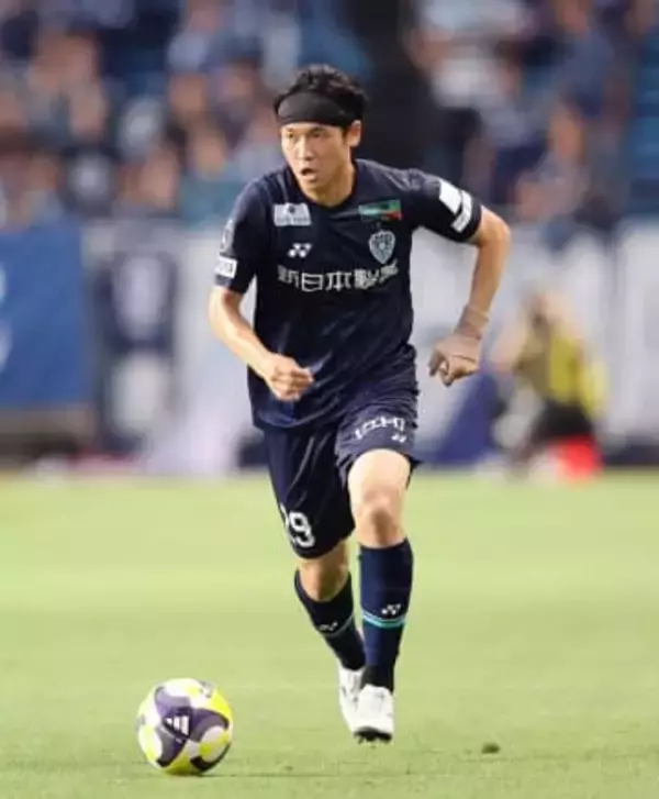 「サッカー洋太」J1アビスパ福岡のDF前嶋が契約更新　背番号と同じ午後3時「29」分に