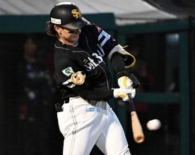 打球速度183キロ　ソフトバンク正木智也、衝撃の弾丸ライナー先制2ラン　　楽天・早川隆久の真っすぐをホームランゾーンへ