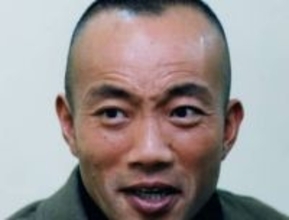 「ちょっ」「すげぇ…」〝THE秀吉〟69歳・竹中直人、白髪まげ＆白ひげで渾身の「心配御無用」ポーズにファン熱狂「うわああ!!!」「めっちゃしっくり」