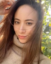 「子育て中とは思えない」再婚から3年〝ぴったりワンピ〟道端アンジェリカの沖縄満喫ショットに「スタイル異次元すぎる」「こんなにかっこいい自慢のママ、嬉しいだろうな」の声