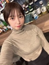 「たまりません」180センチ！プロ雀士見習いの雀荘店員に反響「完璧です ね」「おいおいおいおい」