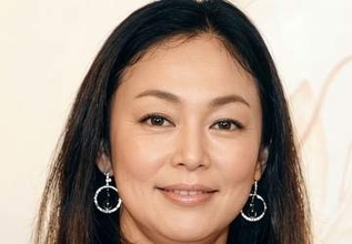 「50の着替えシーンいる？？」〝温泉番組〟出演の元オセロ中島知子に「まだまだいけるな」「間近で観たいです」の声