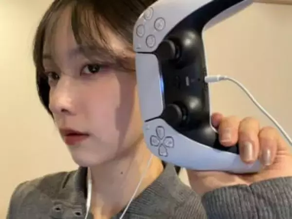 「衝撃が半端ない」びしょ濡れTシャツでスケスケ…26歳女優加藤小夏の爽やかショットに反響「この清純派女優の人気舐めてたわ…」「女優からアイドル化は珍しい」