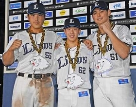 2位西武、4点ビハインドから首位ソフトバンクに逆転勝利　西口監督は「『ここで離されてはいけない』とチーム一丸で戦っている」