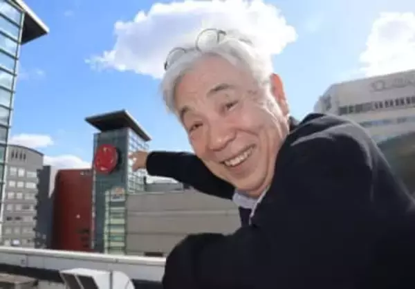 イッセー尾形〝激似〟の似顔絵は「お見事」激シブ俳優の3ショットに「まさに神ショット」「昭和世代には感動です」の声