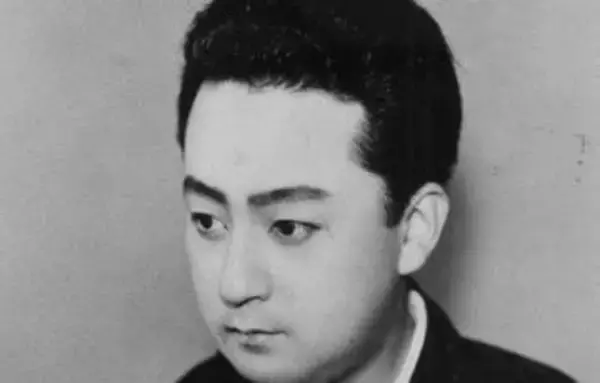 「自慢のパパでした」84歳で俳優の父逝去…父似女優〝生前2ショット〟公開に反響！仁科亜季子の投稿に「記憶に残る名優のお1人」「ステキなお父さま」の声