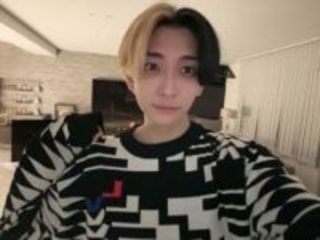 「雇って欲しいと連絡が…」〝紅白にも出た超有名人〟をヒカルが採用！元人気アイドルとの2ショットに「応援してる」「就職おめでとう」の声