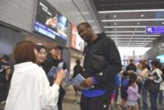 「Bプレミア」参入へ最後の一押し　ライジングゼファー福岡の12選手　JR小倉駅で25、26日の今季最終節PR