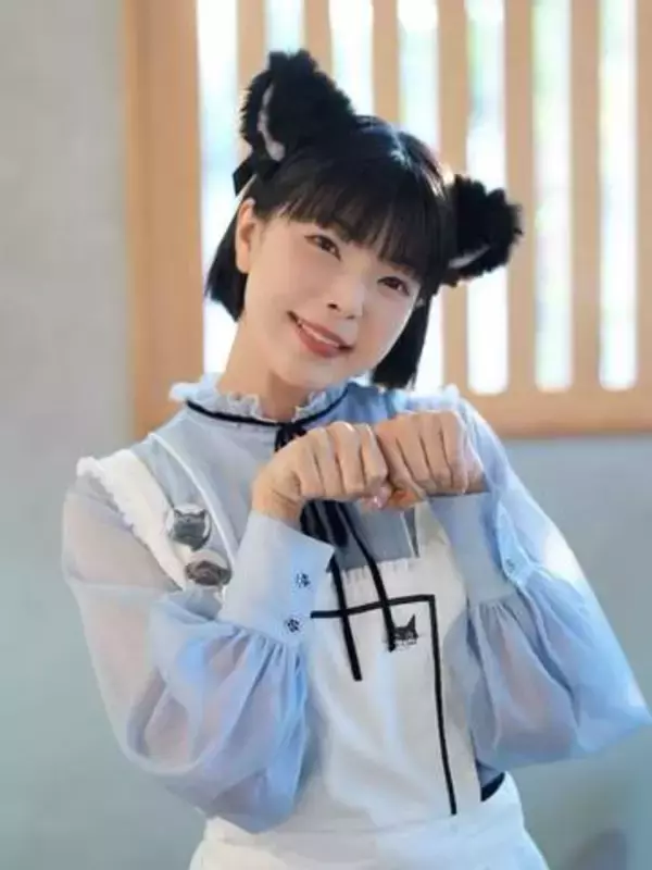 元宝塚男役・彩羽真矢〝現役時代に1番つらかったこと〟告白動画に驚きと共感「見えない所で耐えて頑張っていたんですね～！」「華やかな舞台の裏でそんなことが…」の声