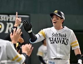 7番降格に奮起弾　ソフトバンク栗原陵矢、2戦連発、12球団トップ32号「いいアプローチができた」