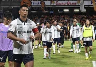 「非常に今現在、苦しい状況にいる」開幕1カ月で勝ち点4　5試合白星なしのJ1アビスパ福岡　2選手が負傷交代のスクランブル