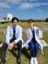 「気づいた時ビックリ」月9ドラマ〝黒髪看護師〟役で出演⇒〝まさかの正体〟激変した32歳芸人に驚きの声「ハマり役すぎる」「いい雰囲気出してた」