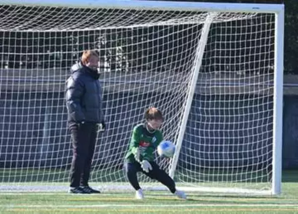 J1アビスパ福岡の元守護神、指導者として女子サッカーの発展支える「一つのミスが失点につながる」