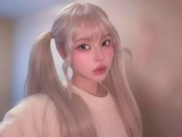 「ロックスターっぽい人だな〜」⇒まさかの本物！NYで元アイドルが逆ナン⁉金髪男の驚きの正体にネット騒然「めっちゃヤバいって」「ほぼ伝説的な人物です」の声