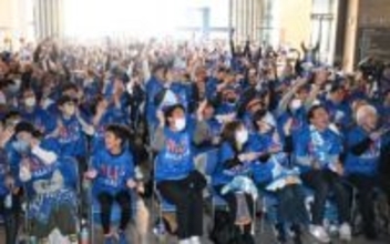 「声援が届いた」戦後80年…被爆地の思いを胸に長崎悲願の8年ぶりJ1昇格　チーム＆ファンに根付いている平和の心