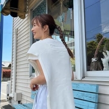 野球選手と結婚生活10年⇒42歳で20代男性と〝子連れ再婚〟19歳娘と2ショット公開の新山千春に「歳を重ねるほど美しさが増してる」「笑顔素敵」の声