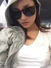 「すごいですね」黒木メイサ 〝ゴツい車〟 と2ショットに反響「黒が似合う」「見たかったメイサちゃん」